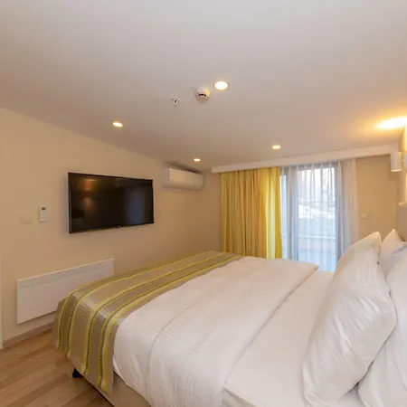 Feri Hotel