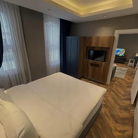 Feri 2* איסטמבול